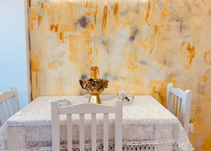 Mira's In Apartamento