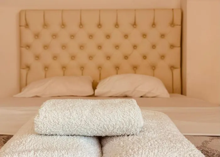 Mira's In Apartamento Durrës